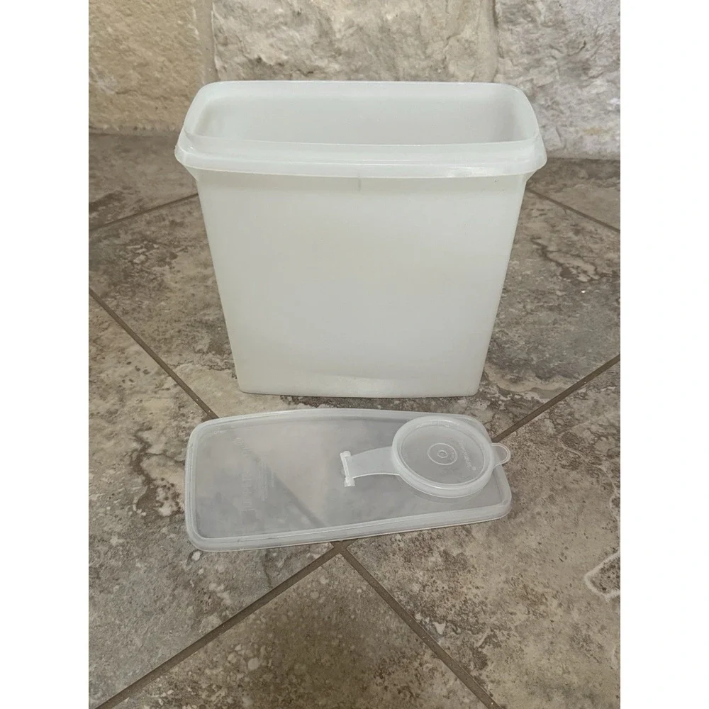 Vintage Tupperware Container #469‎ Sheer White 10 Cup Cereal Keeper w/lid #471